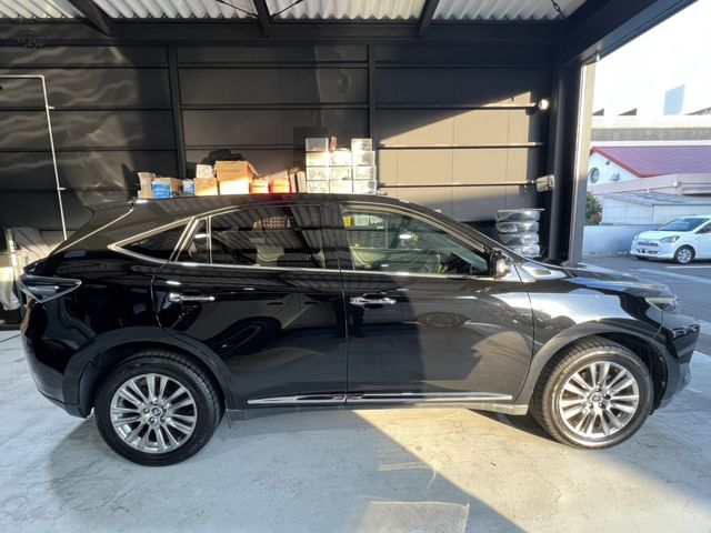 TOYOTA HARRIER 2WD 2014
