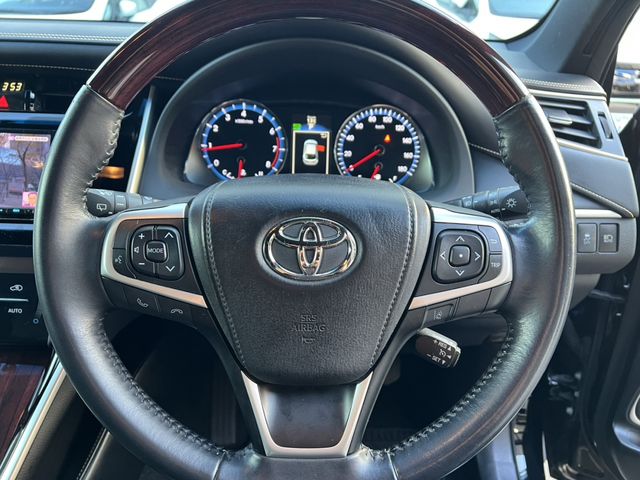 TOYOTA HARRIER 2WD 2014