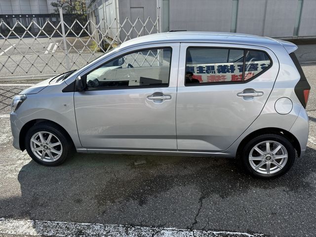 TOYOTA PIXIS EPOCH 2017