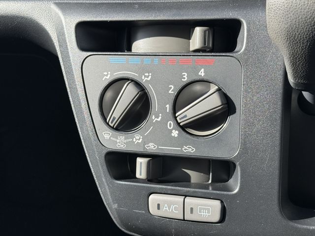 TOYOTA PIXIS EPOCH 2017