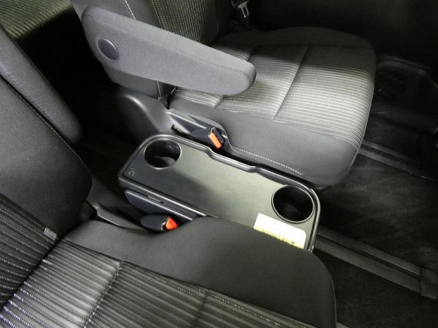 TOYOTA VOXY 4WD 2018