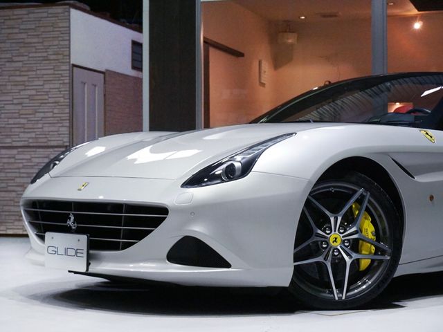 FERRARI FERRARI California T 2017