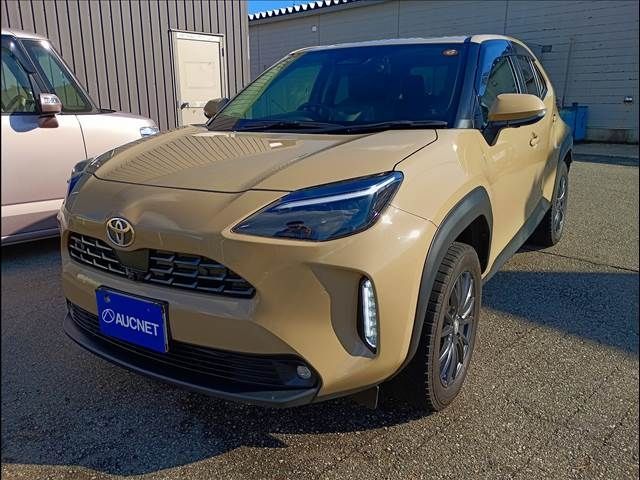 TOYOTA YARIS CROSS HYBRID 2025