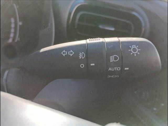 TOYOTA YARIS CROSS HYBRID 2025