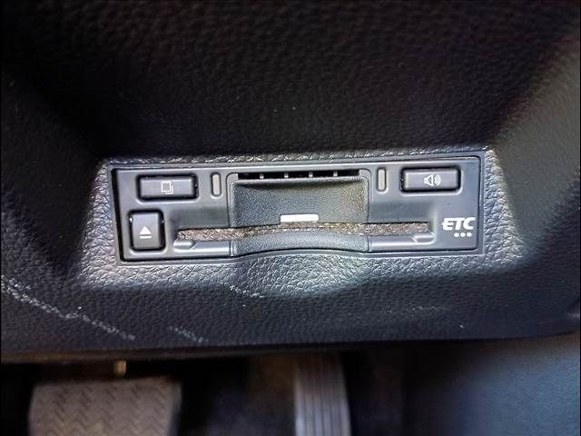 TOYOTA YARIS CROSS HYBRID 2025