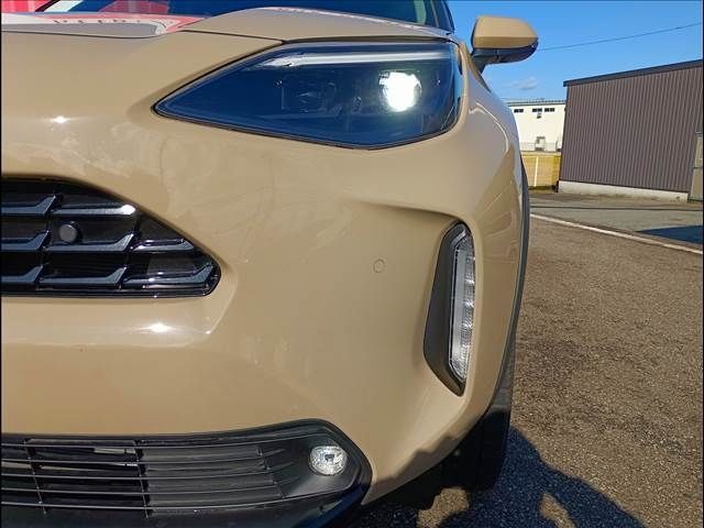 TOYOTA YARIS CROSS HYBRID 2025