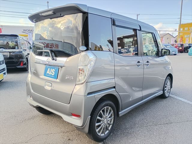 NISSAN DAYZ ROOX 4WD 2017