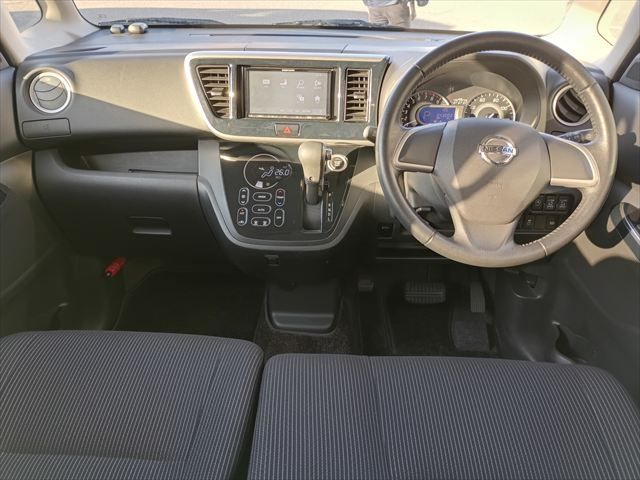 NISSAN DAYZ ROOX 4WD 2017