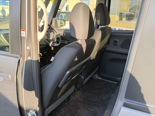 NISSAN DAYZ ROOX 4WD 2017