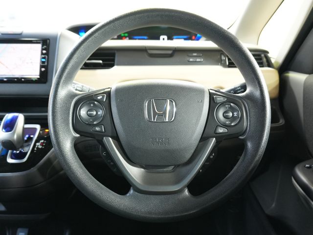 HONDA FREED HYBRID 2018