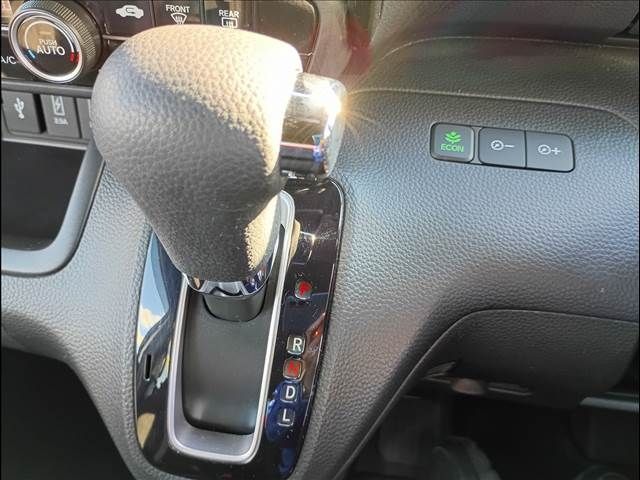 HONDA N BOX CUSTOM 2019