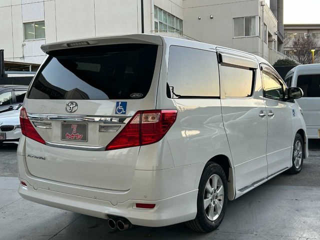 TOYOTA ALPHARD 2012