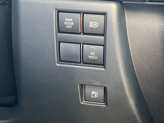 TOYOTA ALPHARD hybrid 4WD 2024