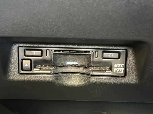 TOYOTA ALPHARD hybrid 4WD 2024