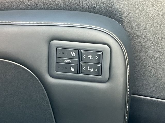 TOYOTA ALPHARD hybrid 4WD 2024