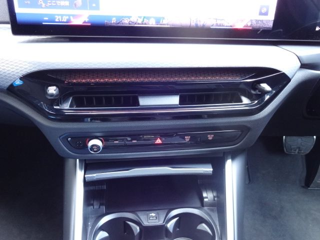 BMW BMW 3series sedan 2025