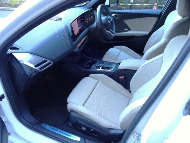 BMW BMW 1series 2025