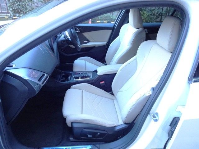 BMW BMW 1series 2025