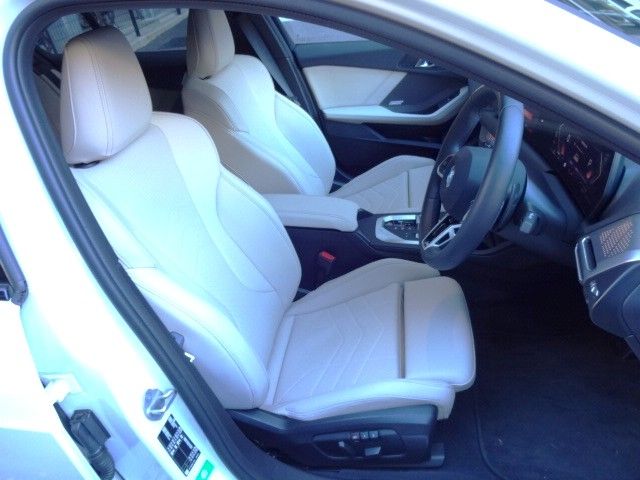 BMW BMW 1series 2025