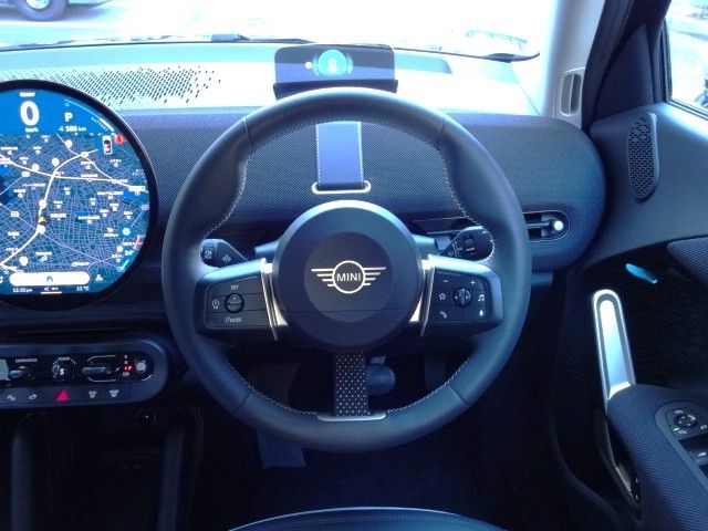 BMW MINI ACEMAN 2025