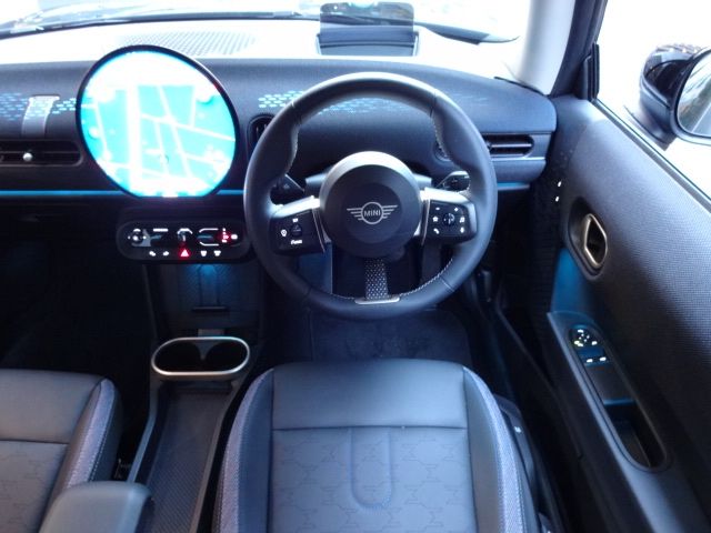 BMW MINI COOPER 2025