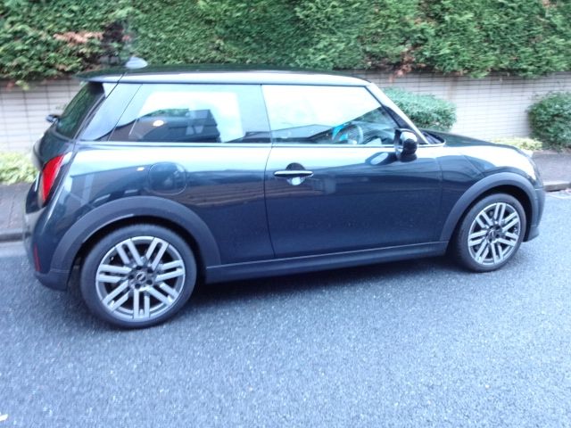 BMW MINI COOPER 2025