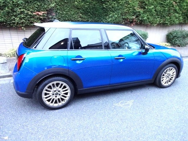 BMW MINI COOPER 5DOOR 2025