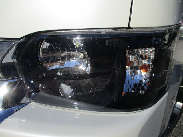 TOYOTA HIACE wagon 2018