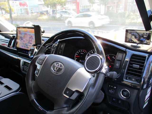 TOYOTA HIACE wagon 2018