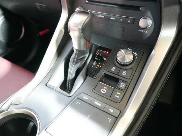 TOYOTA LEXUS NX300 2017