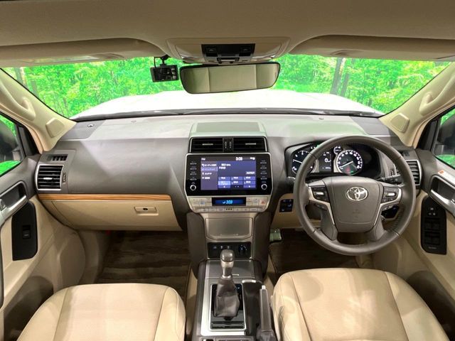 TOYOTA LANDCRUISER PRADO 2023