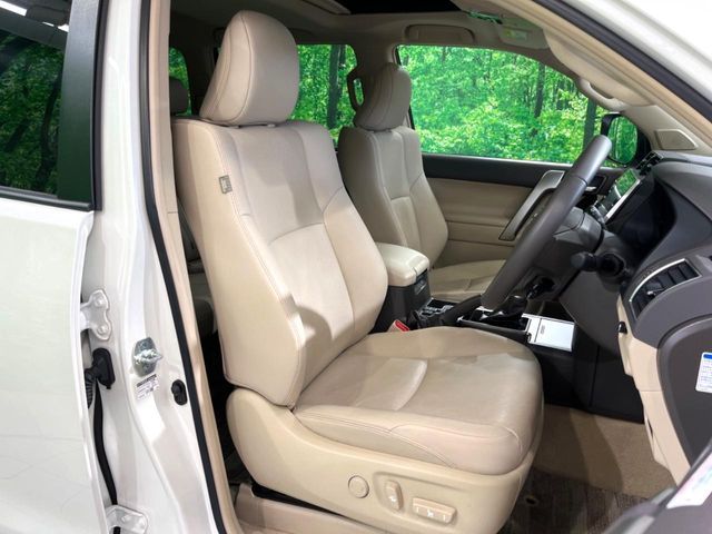 TOYOTA LANDCRUISER PRADO 2023