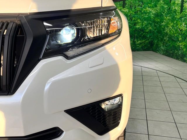 TOYOTA LANDCRUISER PRADO 2023