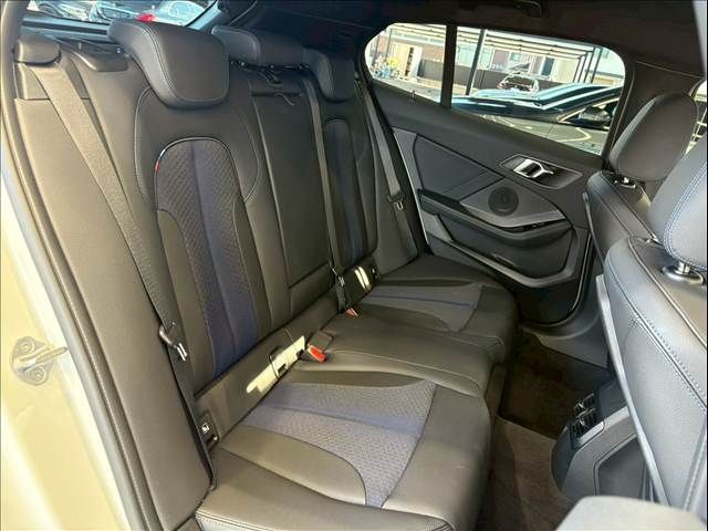 BMW BMW 1series 2023