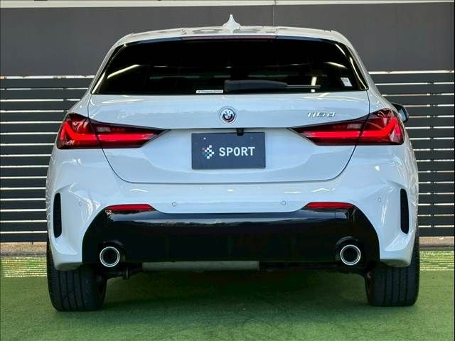 BMW BMW 1series 2023