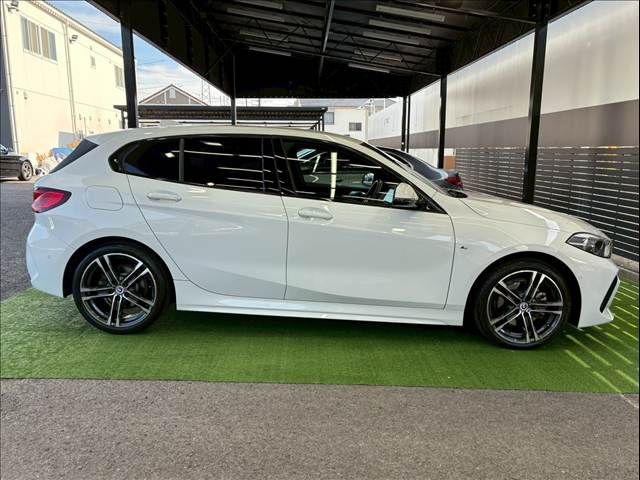 BMW BMW 1series 2023