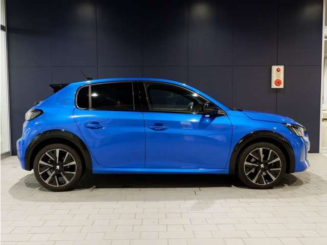 PEUGEOT PEUGEOT 208 2022