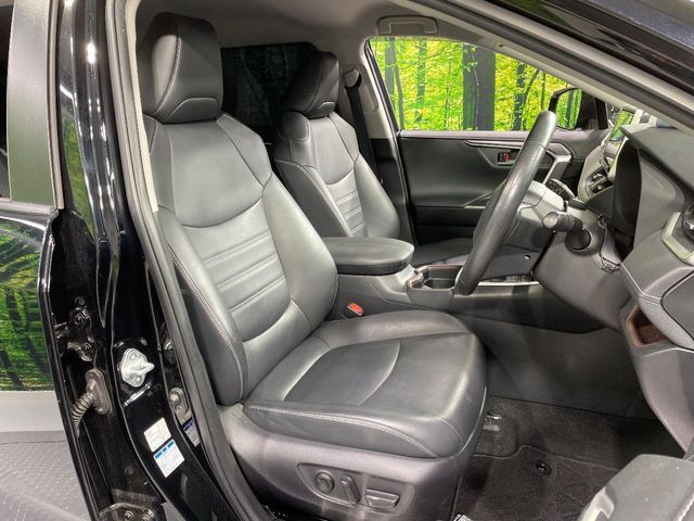 TOYOTA RAV4 4WD 2019