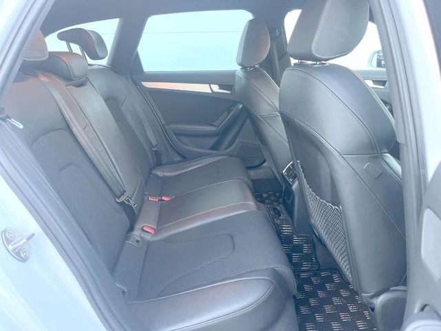 AUDI AUDI A4 AVANT 2015