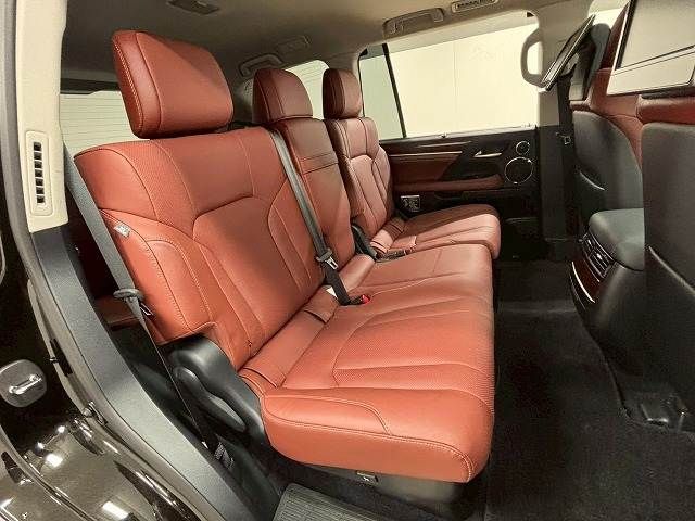 TOYOTA LEXUS LX570 AWD 2016