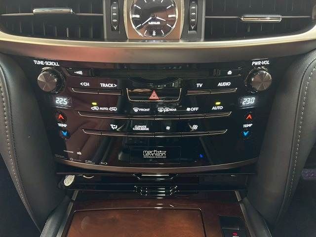 TOYOTA LEXUS LX570 AWD 2016