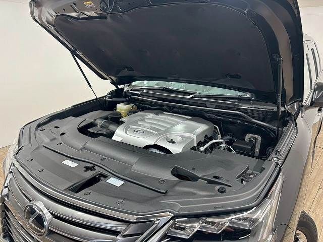 TOYOTA LEXUS LX570 AWD 2016