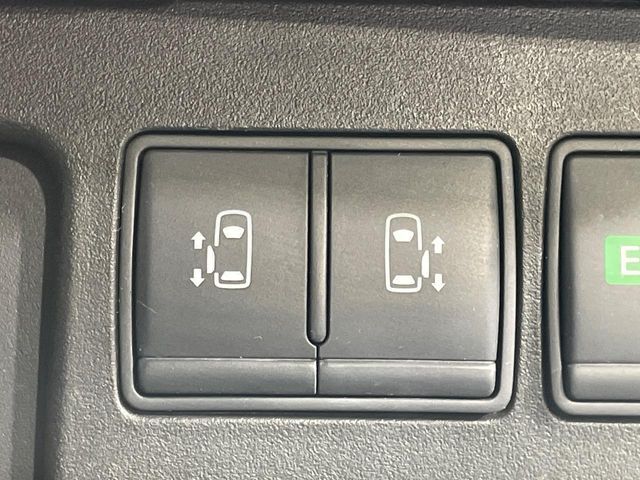 NISSAN SERENA  S-HYBRID 2014