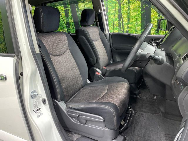 NISSAN SERENA  S-HYBRID 2014