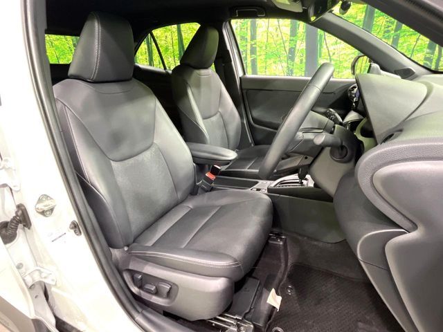 TOYOTA YARIS CROSS HYBRID 2025