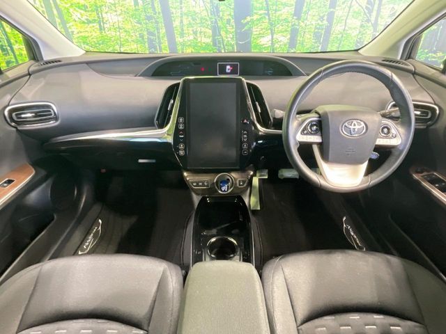 TOYOTA PRIUS PHV 2017