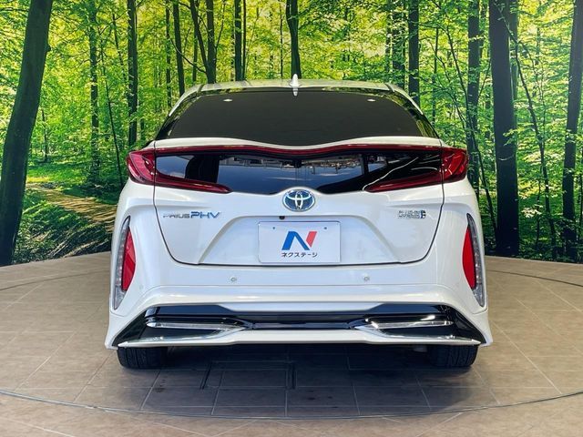 TOYOTA PRIUS PHV 2017