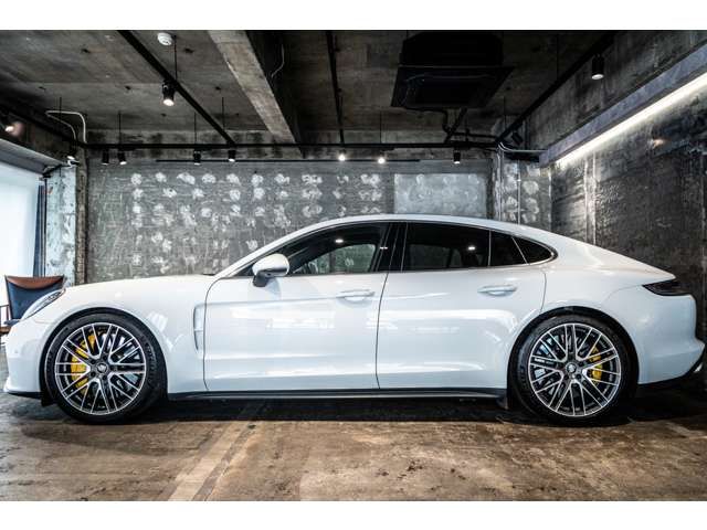 PORSCHE PORSCHE PANAMERA 2021