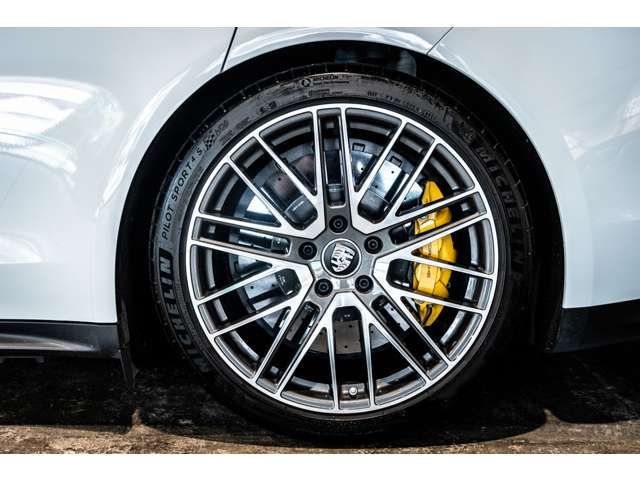 PORSCHE PORSCHE PANAMERA 2021