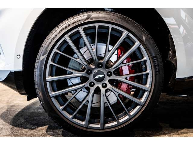 ASTON MARTIN ASTON MARTIN SUV 2023